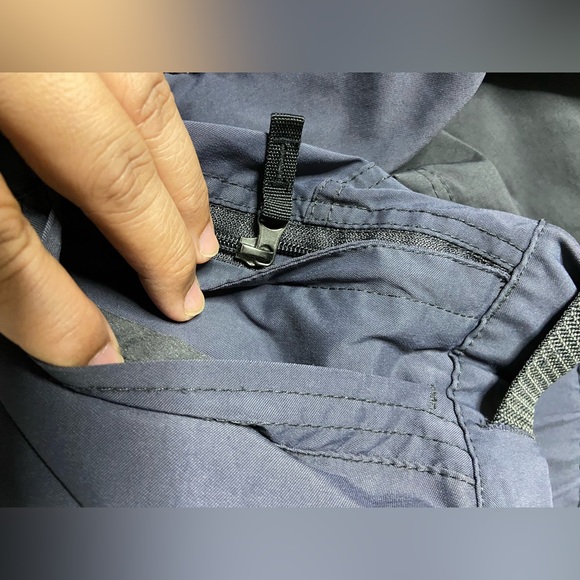 P2- BC CLOTHING CO. 2-Tone Navy Convertible Cargo Pants - Picture 8 of 9